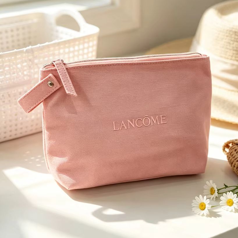 Lancome Grey Pink Canvas Embro - Luxury Skincare Samples recension och pris